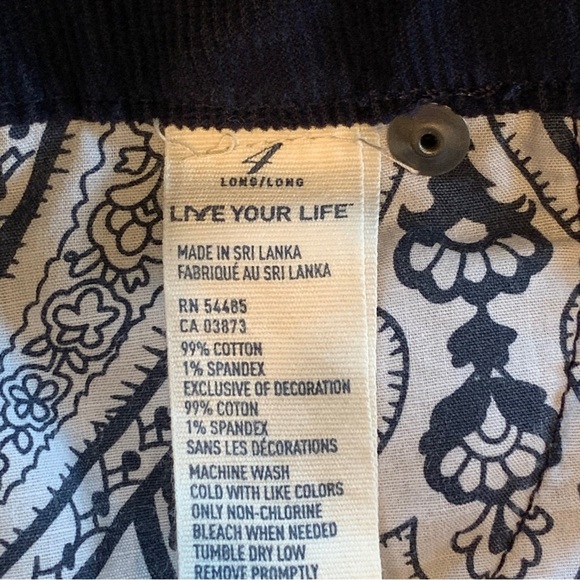 American Eagle vintage flare leg corduroy’s - Picture 5 of 5